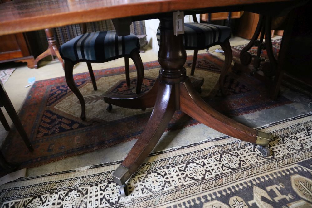 A George III rectangular mahogany breakfast table, width 141cm, depth 103cm, height 73cm